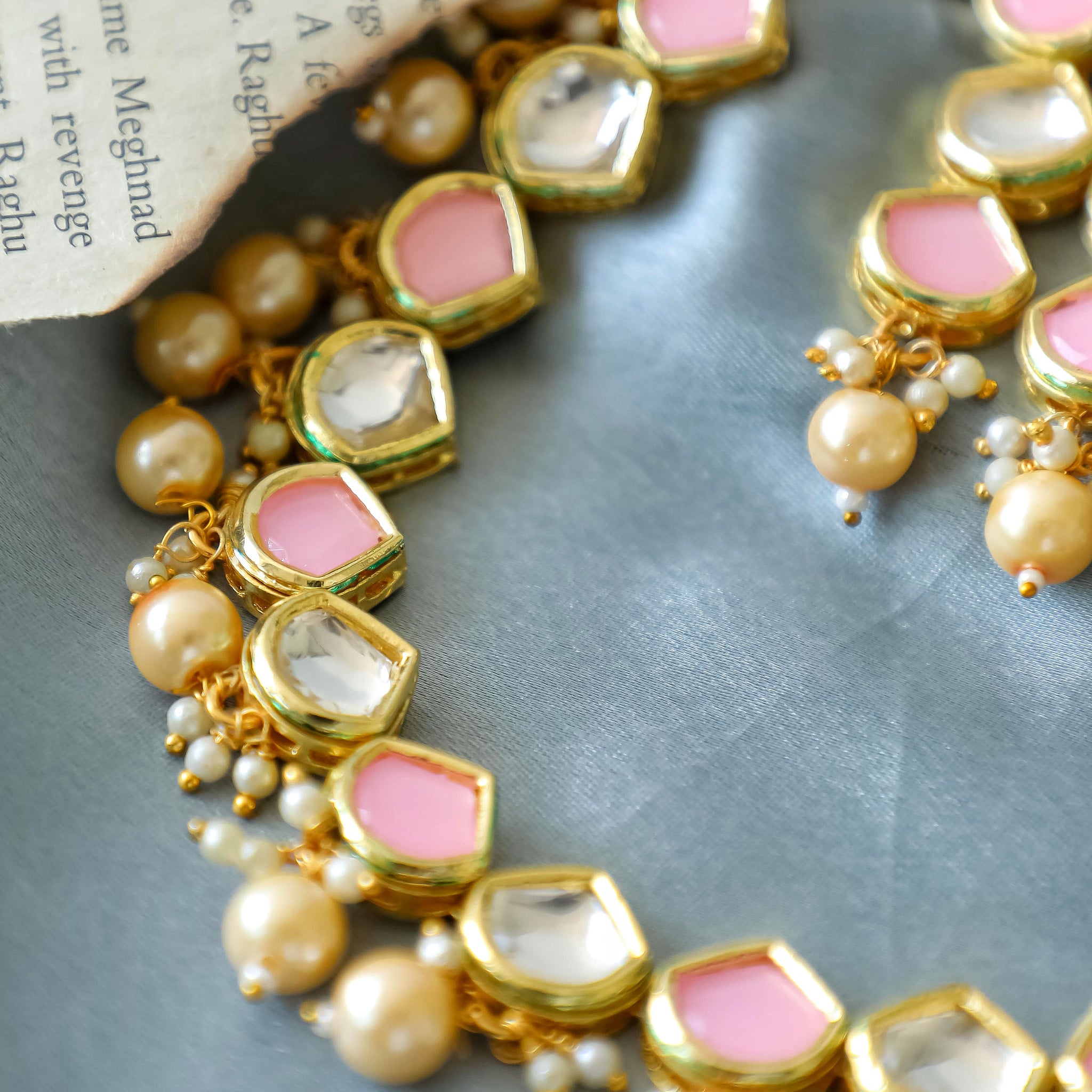 Farah Necklace Set