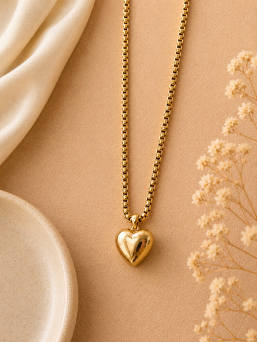 Amour Heart Necklace