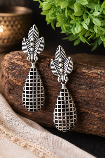 Bela German Silver Drops